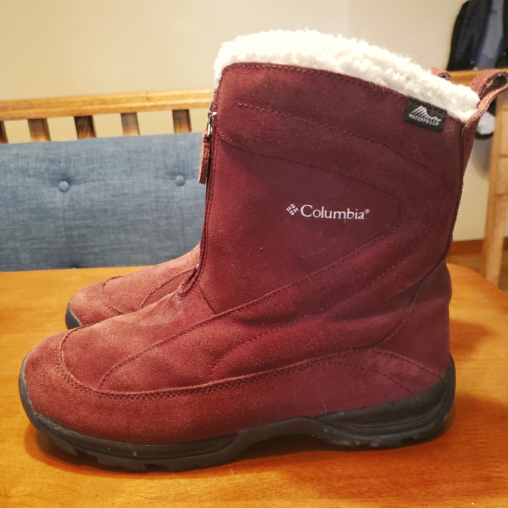 Burgundy Columbia snow winter boots